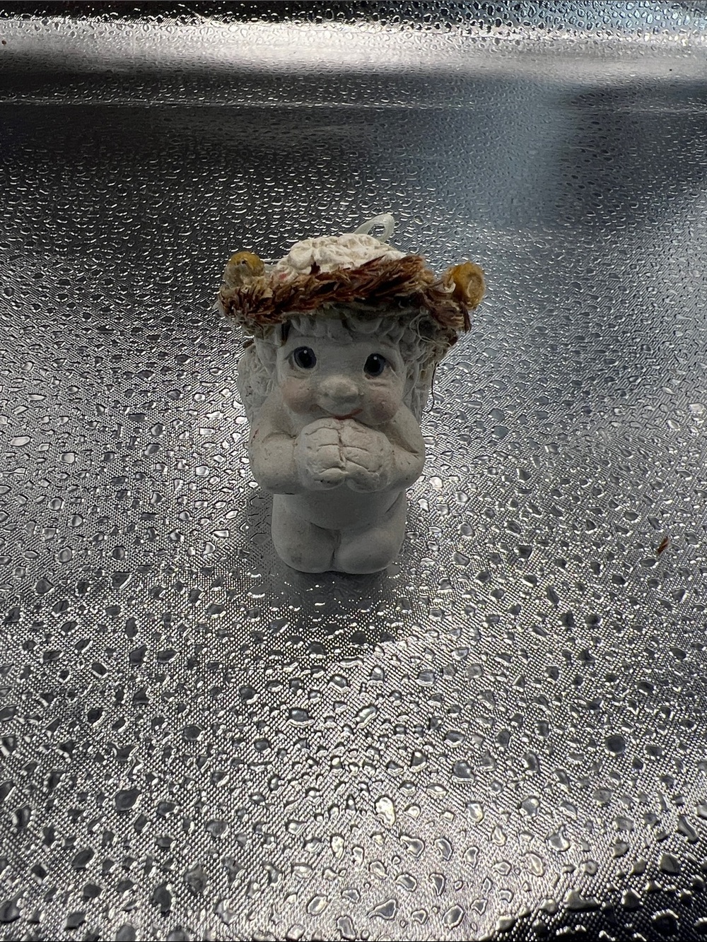 VTG Dreamsicles White Ceramic Figurine. Praying Cherub NO BOX